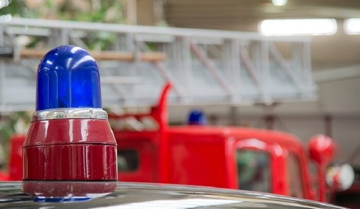    Студентка час провела в наполняющемся водой лифте