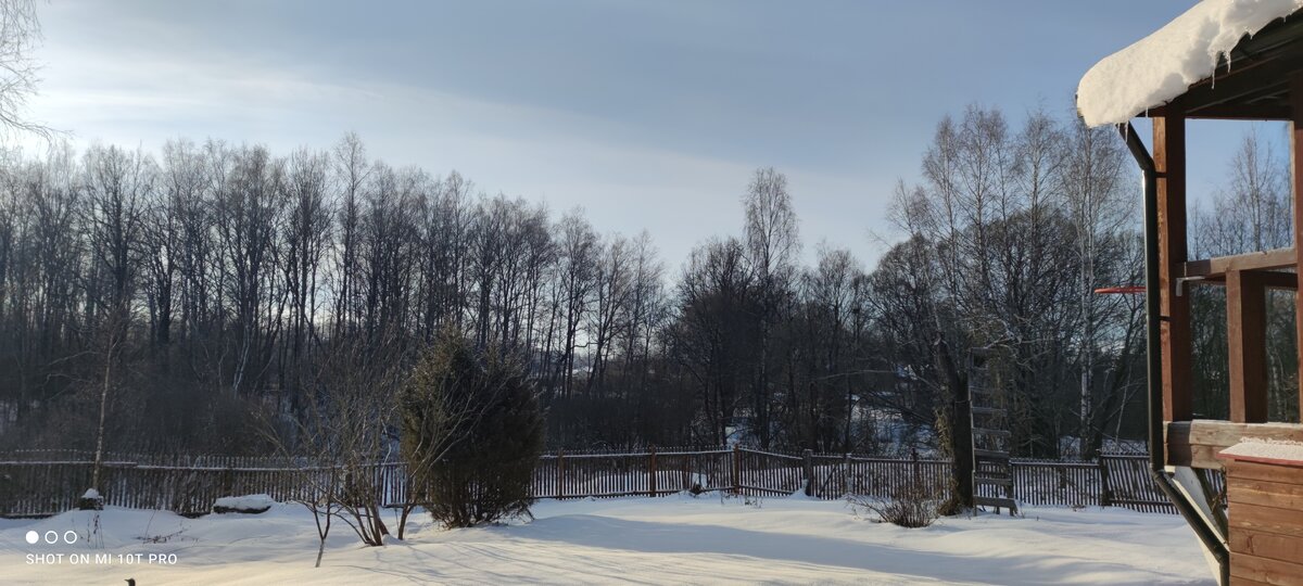 Зимний деревенский пейзаж по своему прекрасен, фото автора