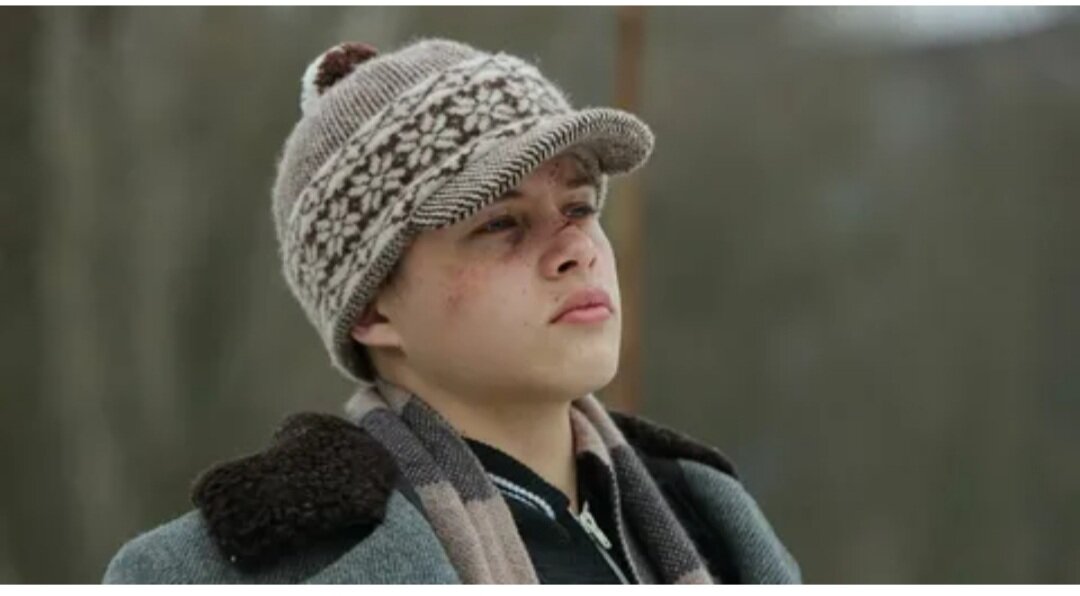 скромный парень. скромный юноша. скромный пацан. ваге отарян. скромный мальчик.