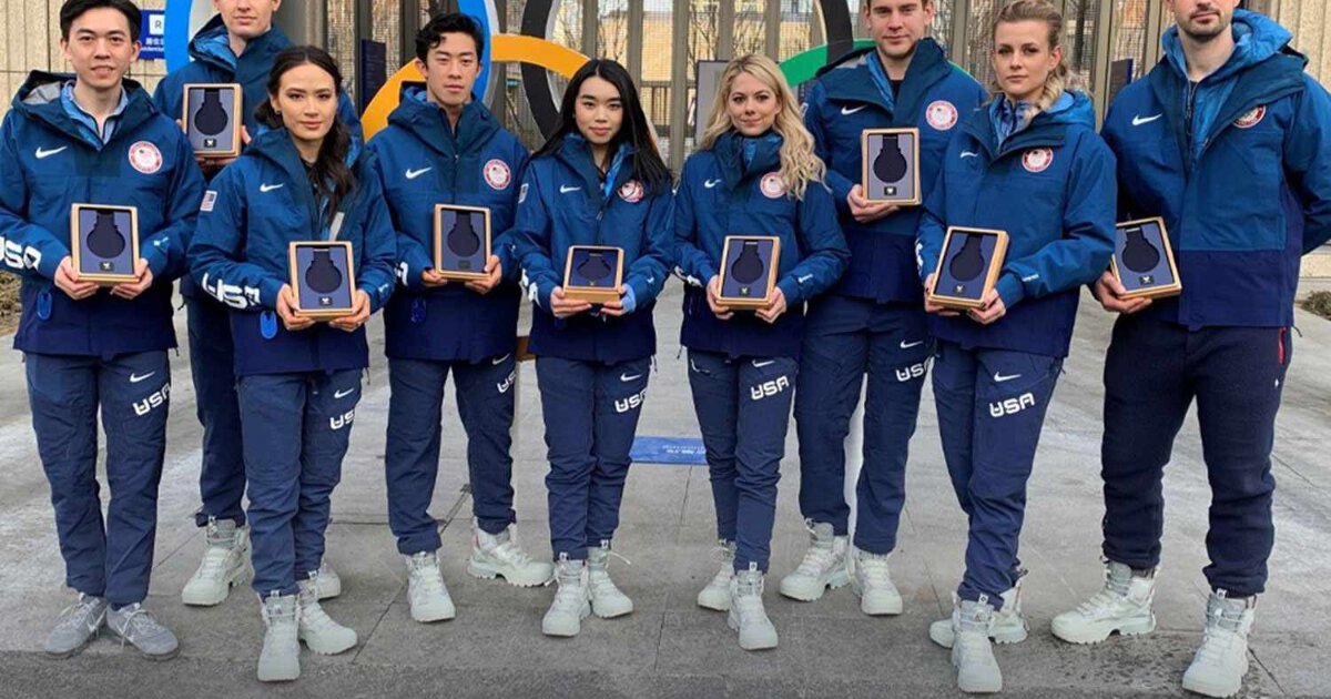 российские фигуристы в пекине 2022. российские фигуристы на олимпиаде в пекине 2022. олимпиада в пекине 2022 фигуристы. олимпийские игры фигурное катание командные соревнования. олимпийские игры фигурное катание командные соревнования.