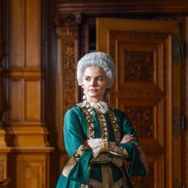     Сериал «Великая. Золотой век» с Елизаветой Боярской в роли русской императрицы покажет Первый канал