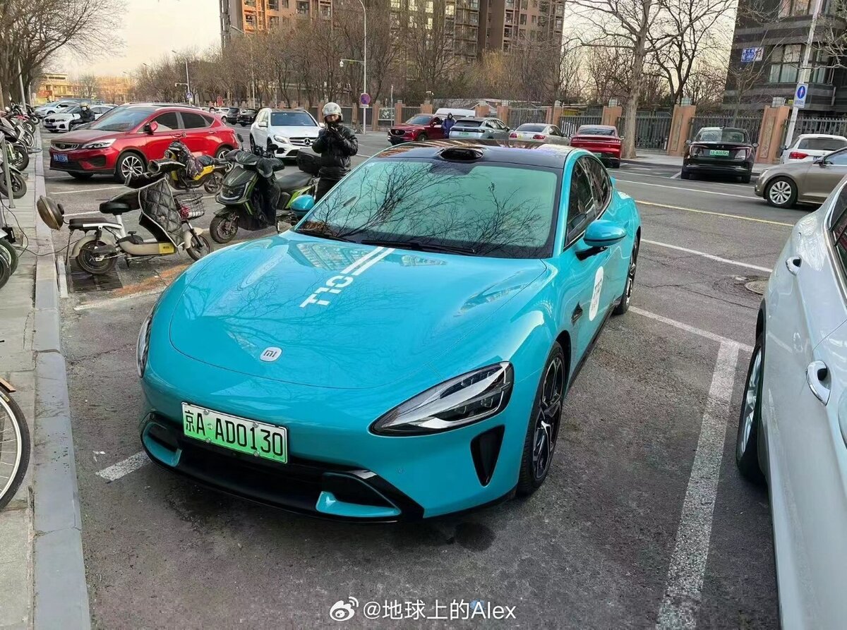 Цвета автомобилей раньше и сейчас. Опель корвет. Рано машина. Парковка раньше и сейчас. Опель гт 1968.