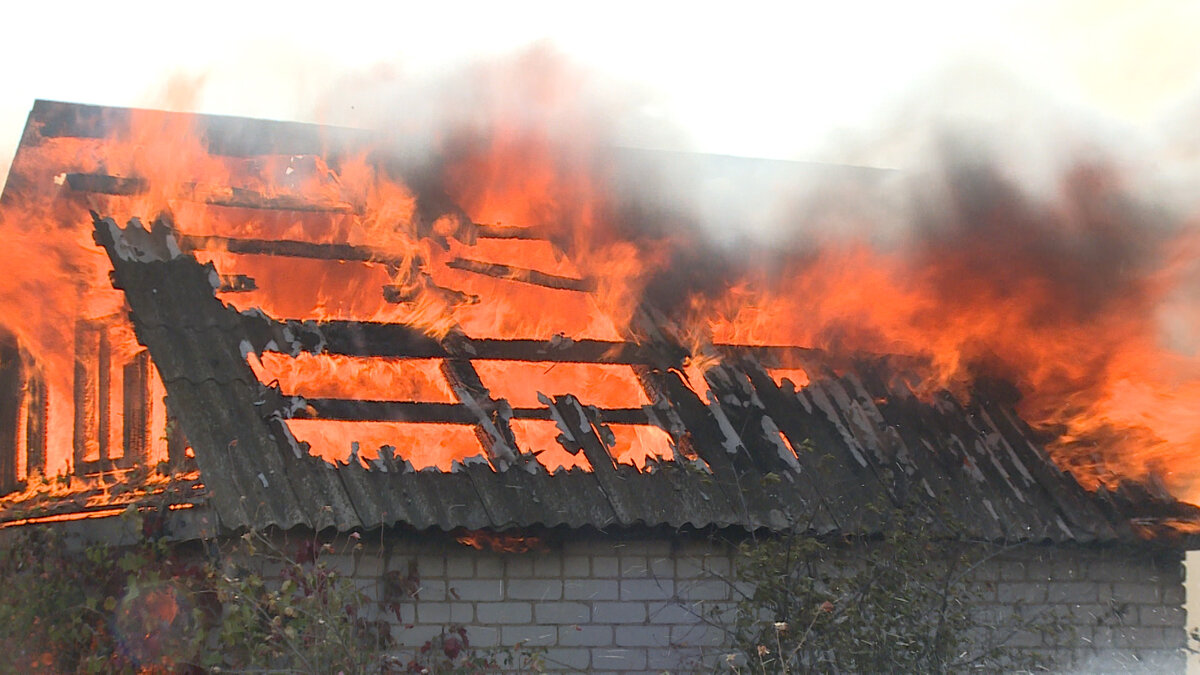 Бесканальная вытяжная вентиляция. Деревянное перекрытие мансарды. Почему холодно на втором этаже частного дома. Обустройство мансарды. Почему холодно на втором этаже частного дома.