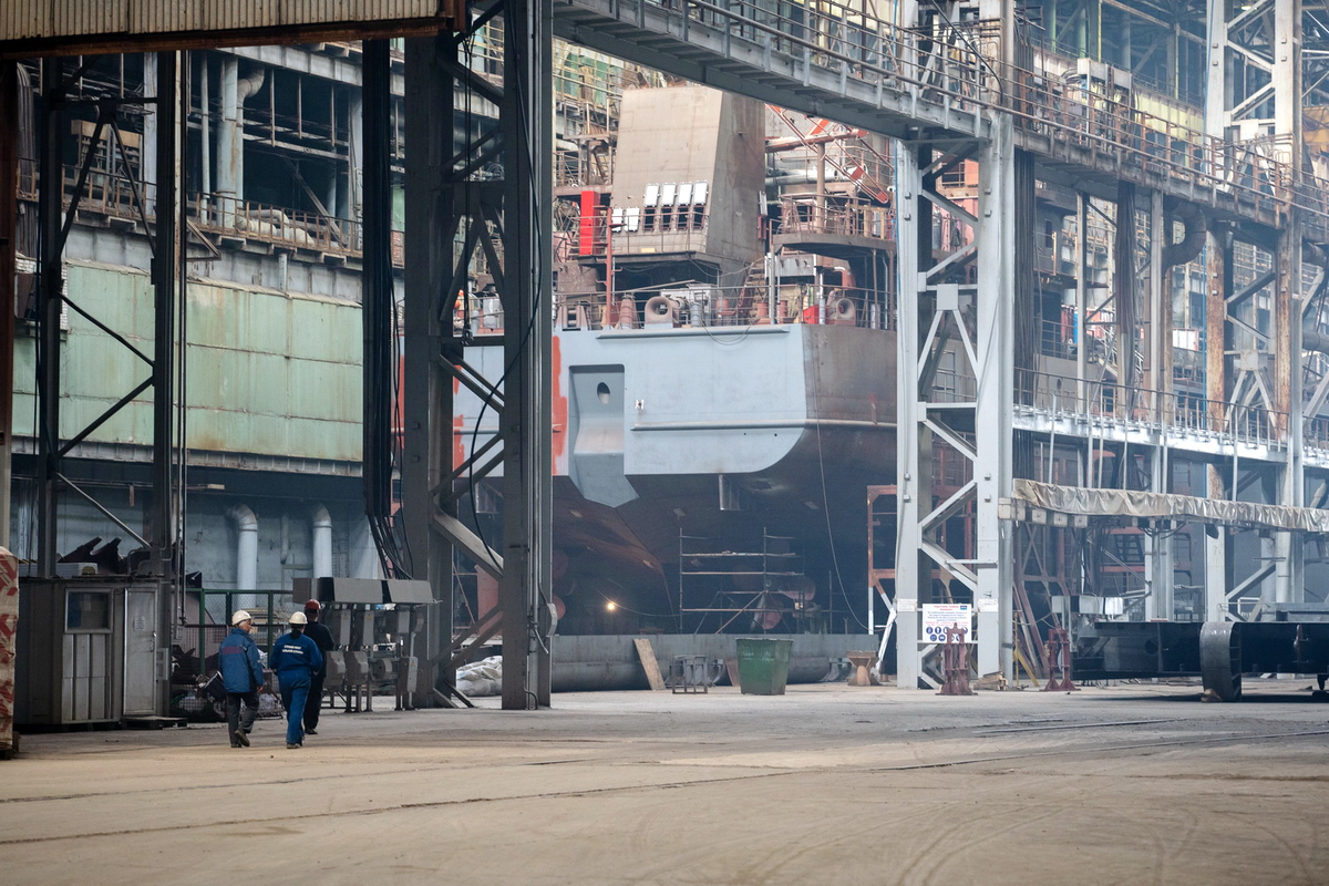 Судостроение и судоремонт города центры. Морское судостроение. Северная верфь 20 цех. Судостроительная верфь москва. Судостроительная верфь оск.