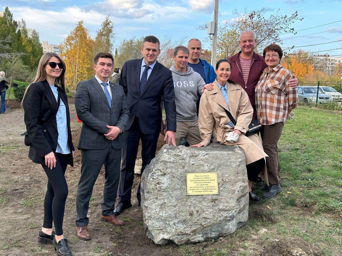 Корейская косметика тканевые маски. Молодое лицо. Как пользоваться эссенцией для лица корейская косметика. Лицо кор. Лицо человека.