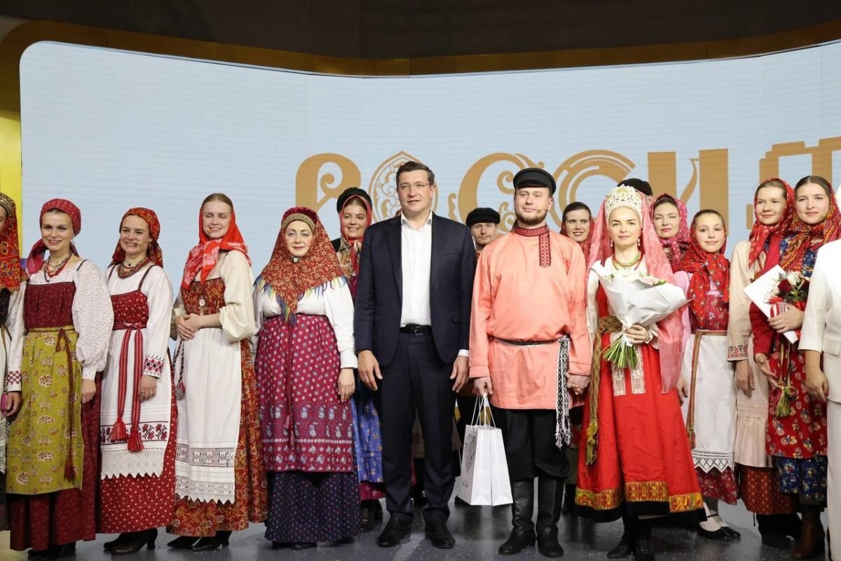    Николай и Ирина Игушевы сыграли на ВДНХ свадьбу по старинным нижегородским обычаям