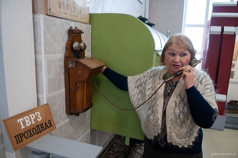 Хранительница музея Ирина Пономарёва