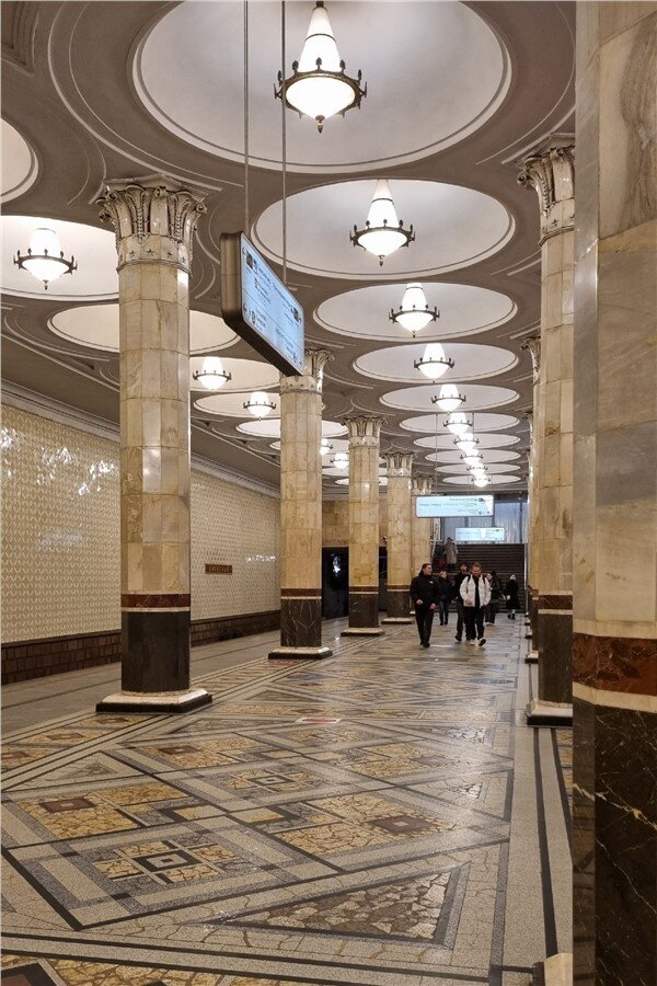 Московская транспортная система всегда был не только средством передвижения, но и идеологическим оружием