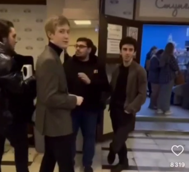 Мгимо проходной балл. Мгимо мероприятия. Мгимо международные отношения бюджет. Мгимо проходные баллы 2020. Журфак мгимо проходной балл.