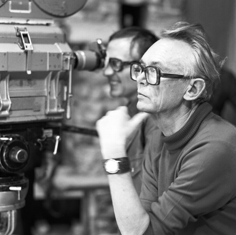 Портрет россиянина. Люди от 1 до 100 лет. Рита леви-монтальчини 100 лет. Люди от 1 до 100 лет. 100 летний человек.