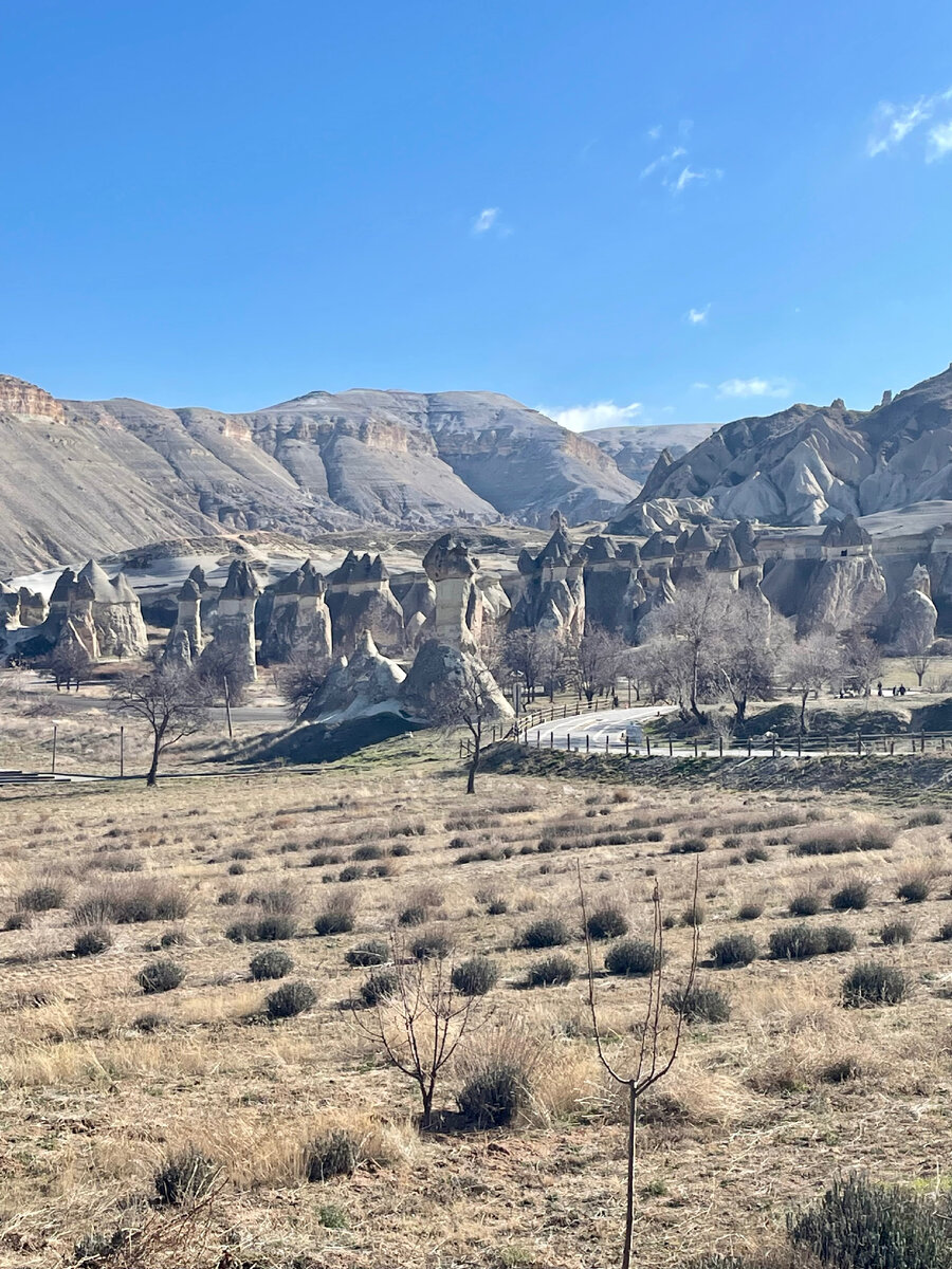 Вид на  Долину Любви