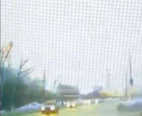 Над городом предложение. Марк шагал прогулка над городом. Прогулка. Над городом низко повисли снеговые вечером началась. Марк шагал полет над городом.