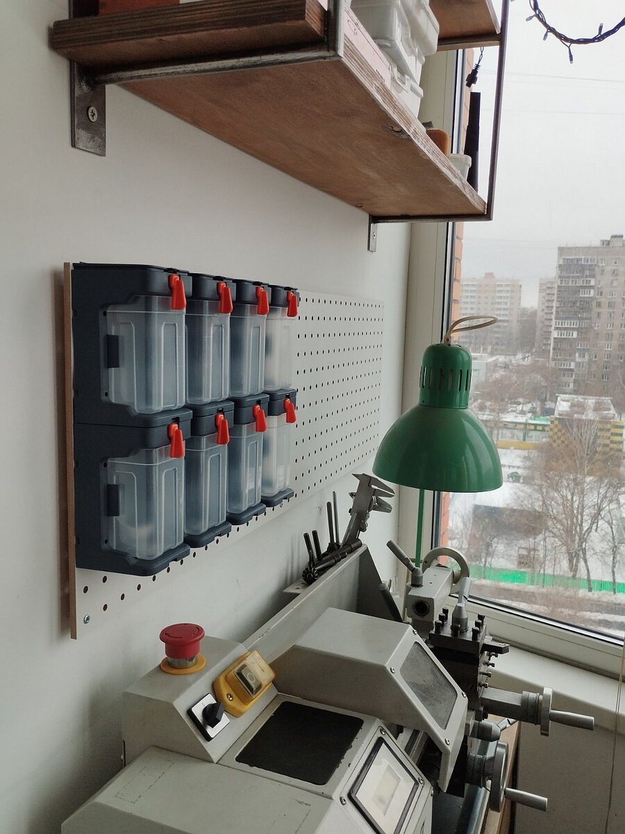 не говори что занята. сноб это. писать а ты будешь говорить. люблю тебя малышка. нельзя просто так взять и обидеться.