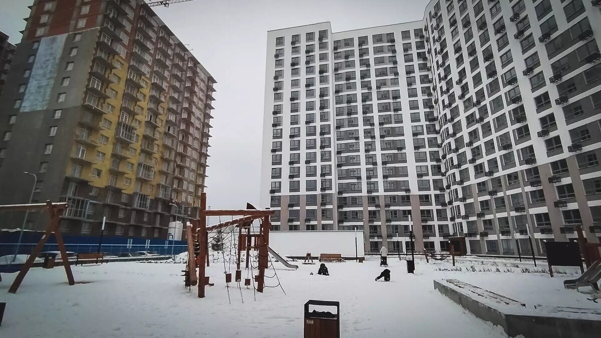     Нижегородцам понадобиться около 100 месячных зарплат для покупки однокомнатной квартиры. Такое исследование подготовили аналитики «Тинькофф Журнала».