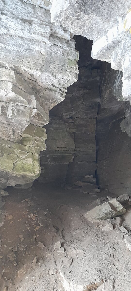 храм сюанькун-сы висячий монастырь. снежный барс архыз. гора хуашань тропа смерти. живут на скалах. висячий монастырь в шаньси китай.