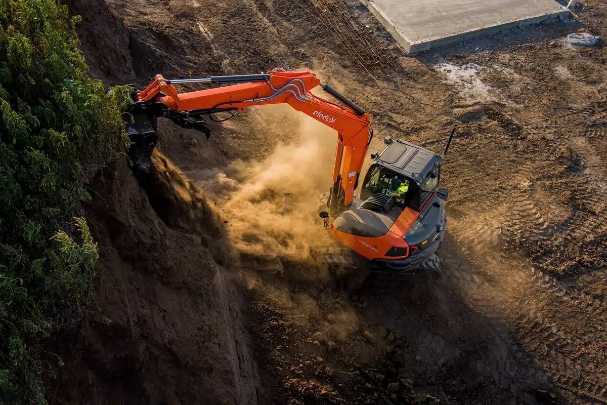 Kubota KX080 экскаватор