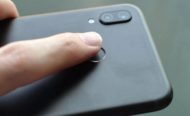    Совсем недавно сканеры размещались исключительно сзади