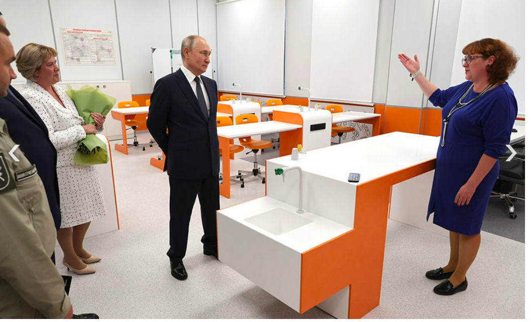 На какой срок идут добровольцем. Вставай страна огромная. Набор контрактников. Русские и украинцы плечом к плечу. Мобилизационный людской резерв.