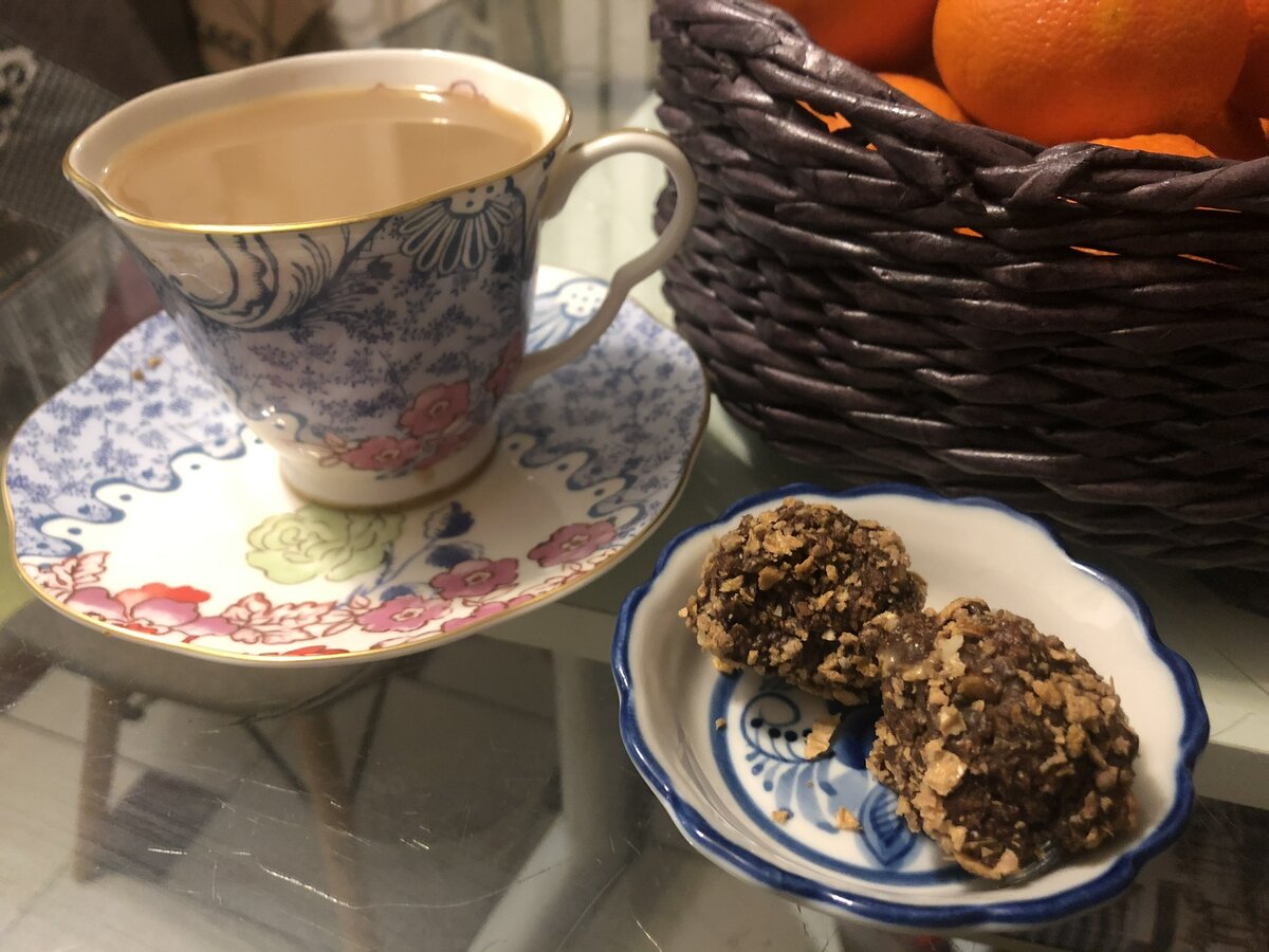 Чашка чаю. Сядь в поезд высадись у моря. Кофе фото. Не садись. Кружка чай.