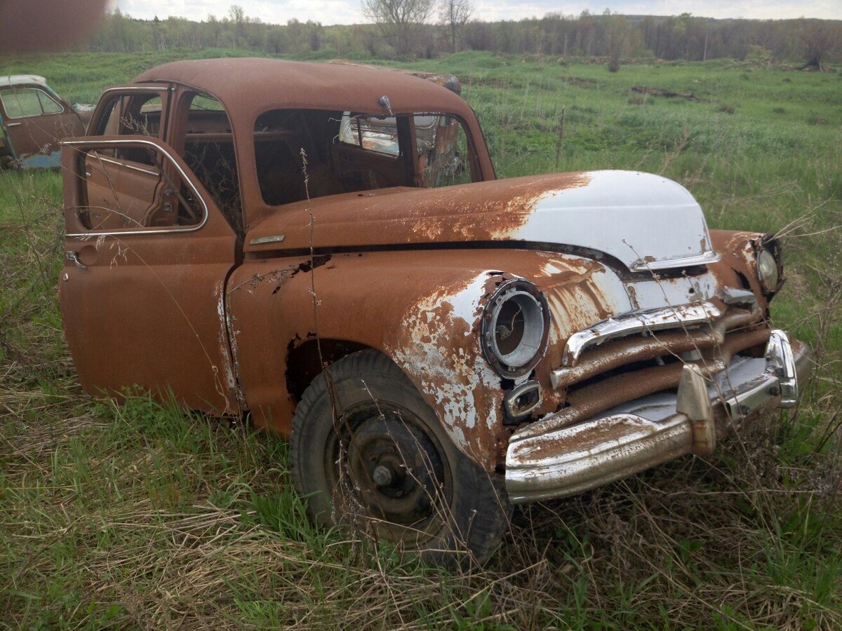 Раздолбанный автомобиль