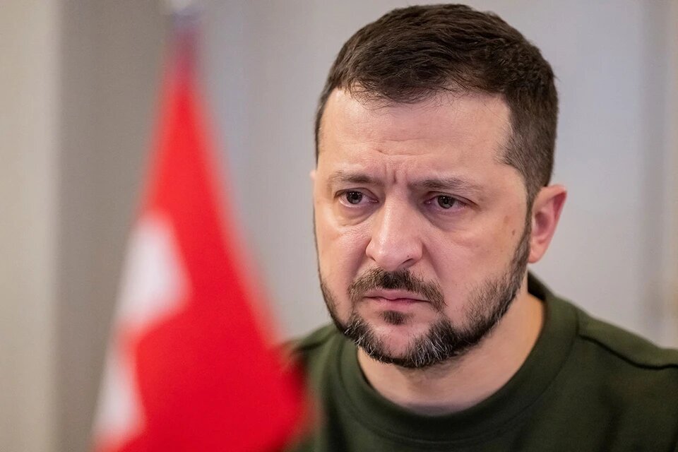 Зеленский управляет украинцами с помощью кнута и страха 
Фото: REUTERS
