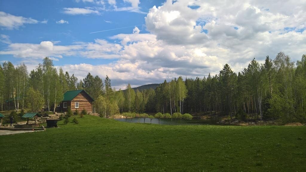 Всем привет. Я начал писать статью про Южный Урал и понял, что статья выходит за рамки и получается целая книга. Цель этой книги, заново открыть Урал для путешественников. Собрав немного информации из общения с людьми с разных уголков станы, Я понял что Урал не популярен как направление для путешествий. Поэтому я начинаю публиковать главы своей книги в ближайшее время. Следите за моими публикациями, будет интересно!