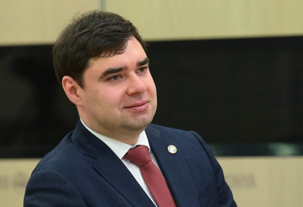 Финансовый университет фа при правительстве рф 13. Финансов экономический факультет. Финансово-экономический факультет бгу. Пгсха пермь. Факультет бизнеса финансовый университет.