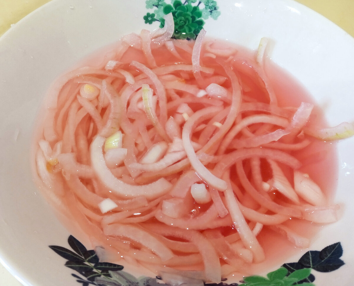 Вареный картофель и яйца. Вареная морковь и картошка. Отварной картофель с яйцом. Картошка и яичко ммм. Картофель вареный очищенный.