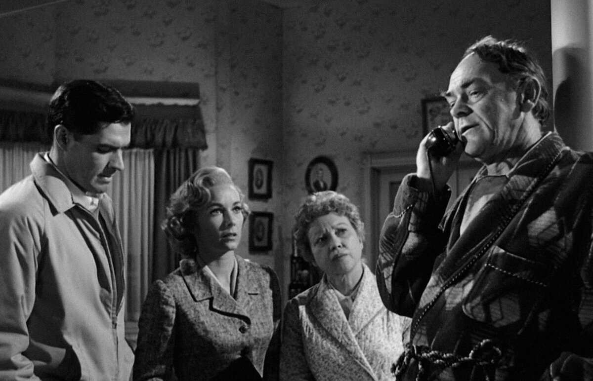 Psycho постер. Psycho 6. Хичкок психо сцена в душе. Хичкок психо. Энтони перкинс психо.