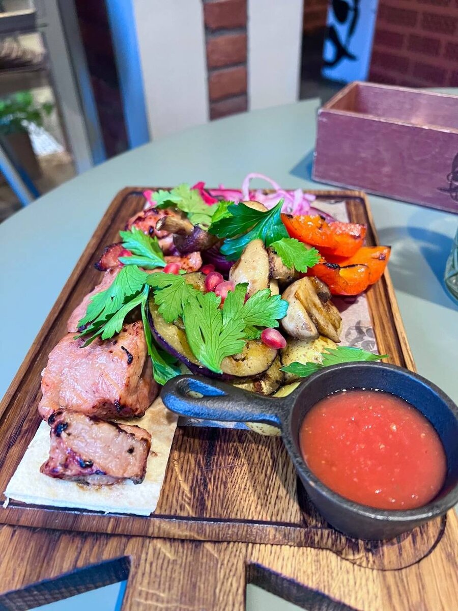 Джоли бистро спб. Джоли бистро спб. Джоли бистро спб. Beer family ресторан спб. Joly ресторан спб.