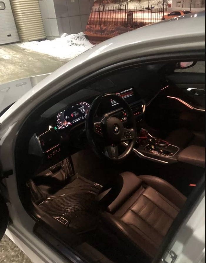 Салон бомба