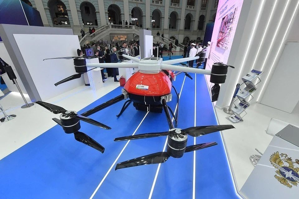 беспилотные системы обучение. летающий дрон. беспилотные системы обучение. современные беспилотники. беспилотные системы обучение.