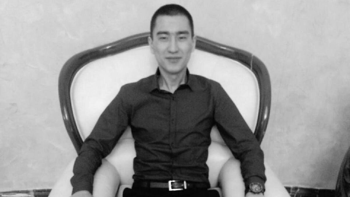 Лицо до и после похудения у парней. После молодой человек. До и после похудения мужчины. Преображение людей до и после стрижки мужские. Мужские стрижки до и после.