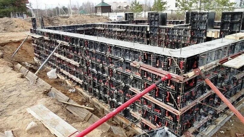 Опалубка для многоразового использования - часто такие сдают в аренду