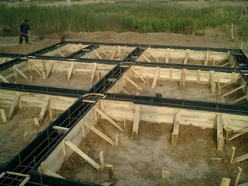 Деревянная опалубка с гидроизоляционным покрытием
