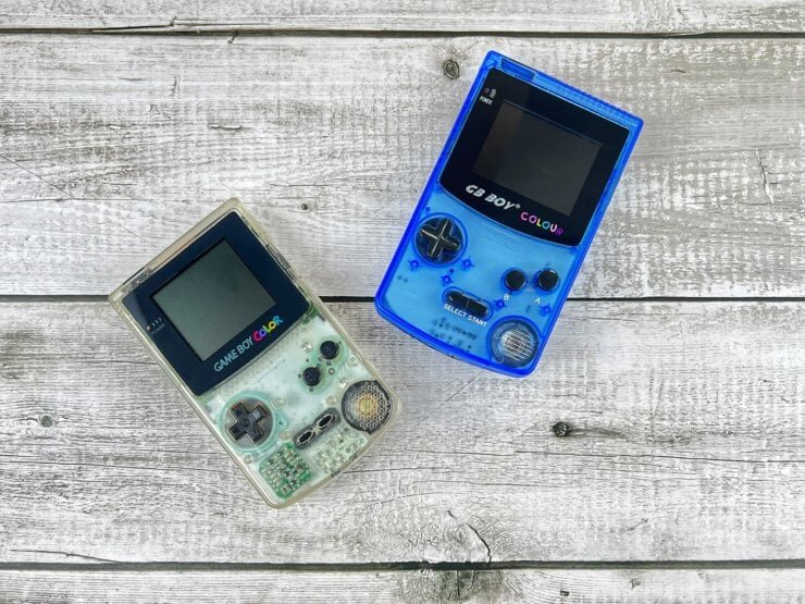   На Айфоне можно сыграть в игры с Game Boy. Изображение: gbasp.ru