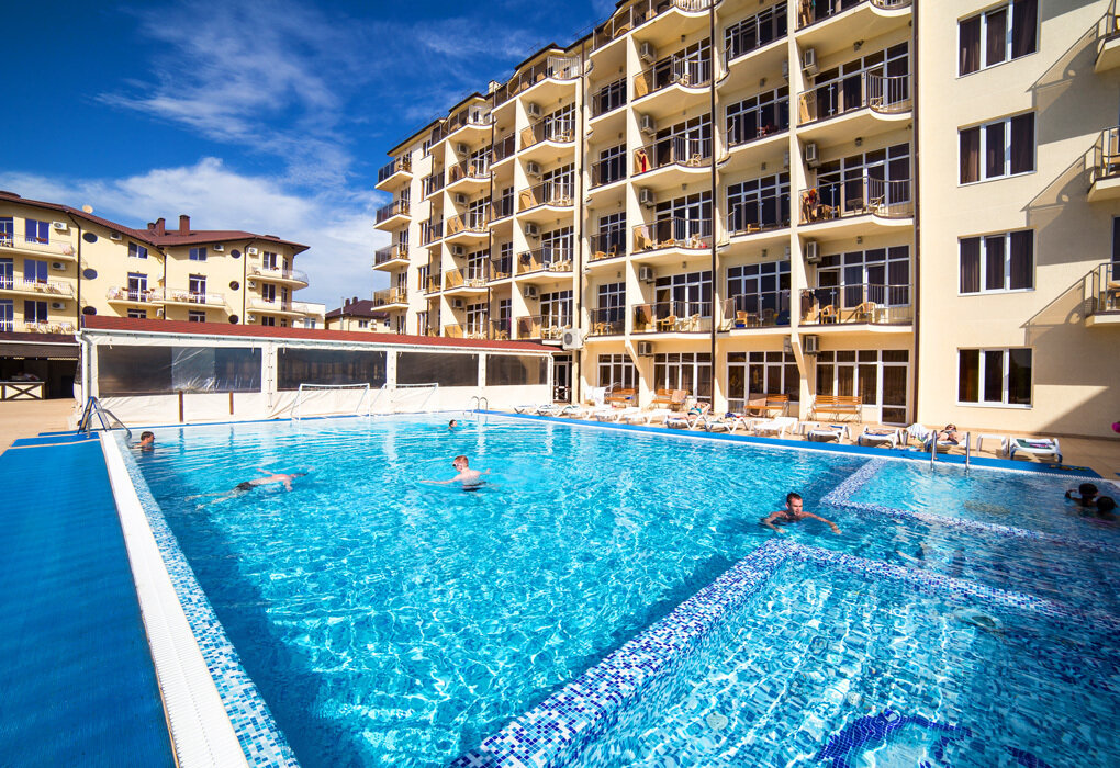 атриум 3 витязево. отели витязево со своим пляжем и бассейном. космос у аквапарка витязево. анапа санрайз витязево. отель del mar inn витязево.