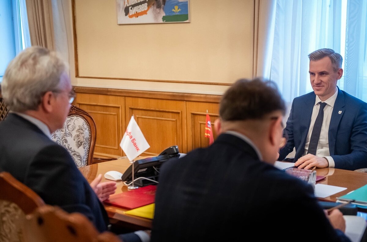 Карточка организации с образцами подписей и оттиска печати. Подписи руководителей и уполномоченных. Карточка с образцами подписи и печати. Образец печати и подписи. Подписи руководителей и уполномоченных.