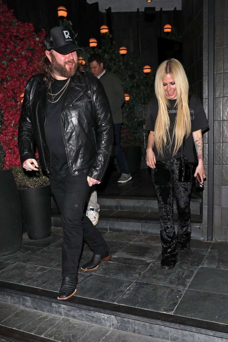 эврил хейнс. аврил лавин 2015. аврил лавин сейчас 2022. бывший аврил лавин. аврил рамона лавин.