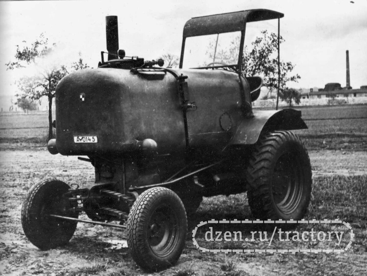 Общий вид машины. Происхождение выдают 2 поперечные листовые рессоры - характерный признак тракторов Normag.
