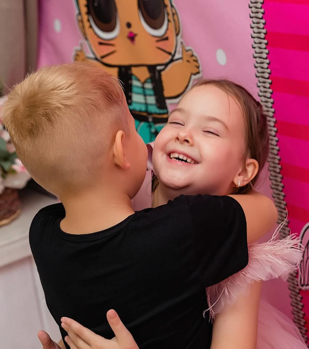 Аниматор против аниматоров. Аниматор против аниматоров. Аниматоры по майнкрафту. Игра аниматор против анимации. Аниматор против анимации алан бейкер.