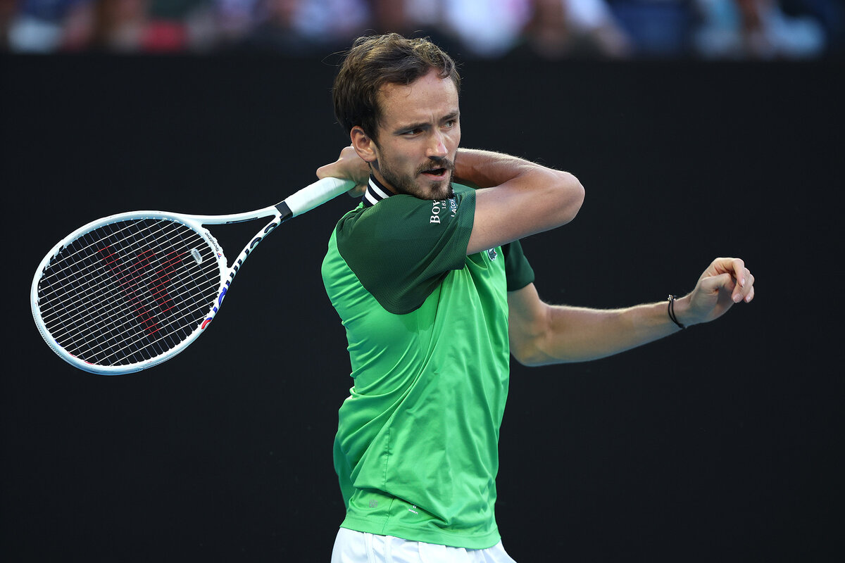 Янник синнер и андрей рублев. Рублев теннис синнер. Корты ролан гаррос. Рублев теннис синнер. Президент ролан гаррос.