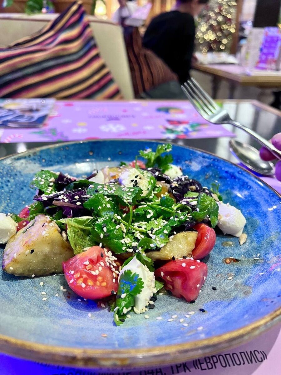 Санкт петербург рестораны где танцуют. Санкт петербург рестораны где танцуют. Лучшие клубы спб. Ночные тусовки в питере. Шоу поющих официантов.