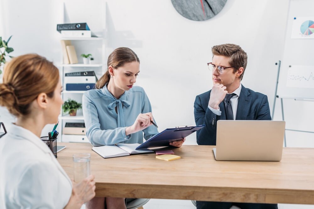 Вызвали на работу. Вызвали на работу. Приколы про работу. Нелюбимая профессия. Работу работаю.