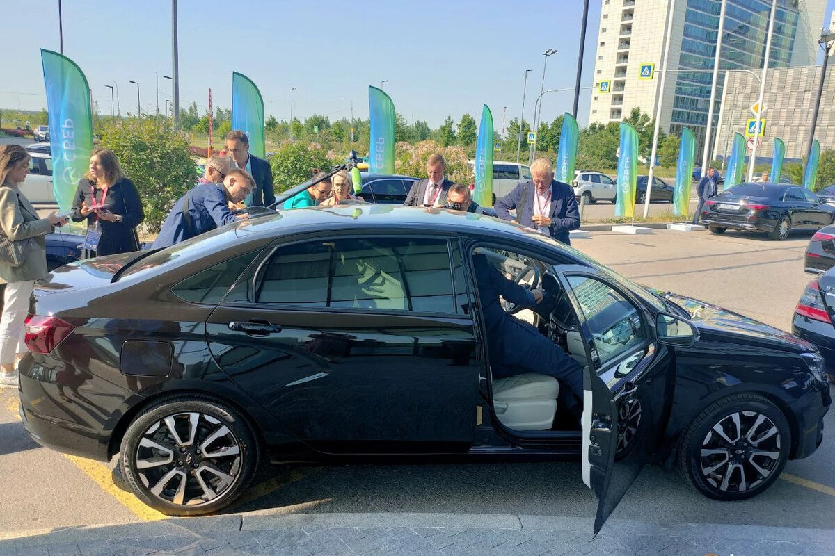 Новый авто для чиновников