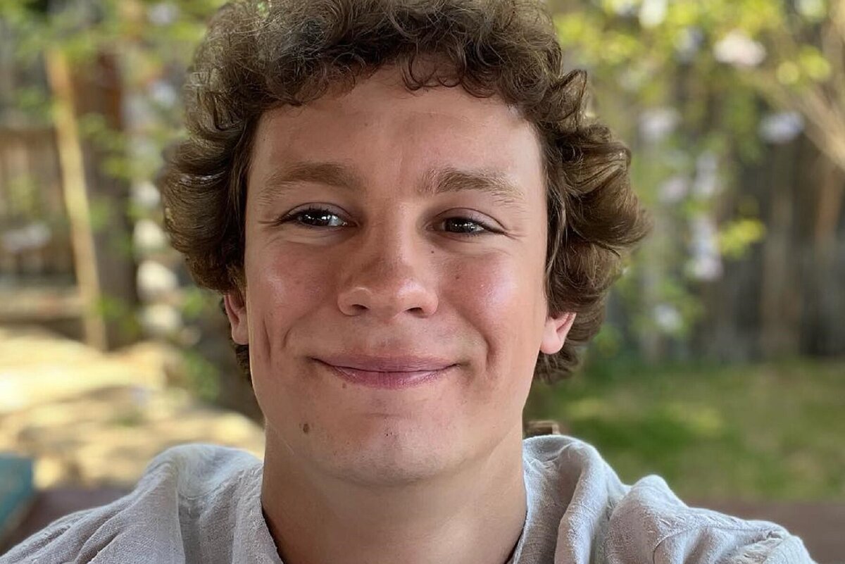 Евгений владимирович миллер. Актеры мужчины джерри. Дмитрий алексеевич исаев. Турбо биография актера. Турбо биография актера.