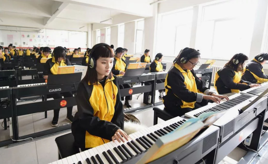 Практика музыкальное образование. Музыкальное образование в Китае. Китайская школа. Современная музыкальная школа. Образование в Китае школа.