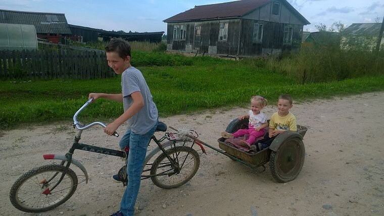 В память об ушедшем человеке. Дети маму берегите. Родитель помни. Родитель помни. Стихи про воспоминания.