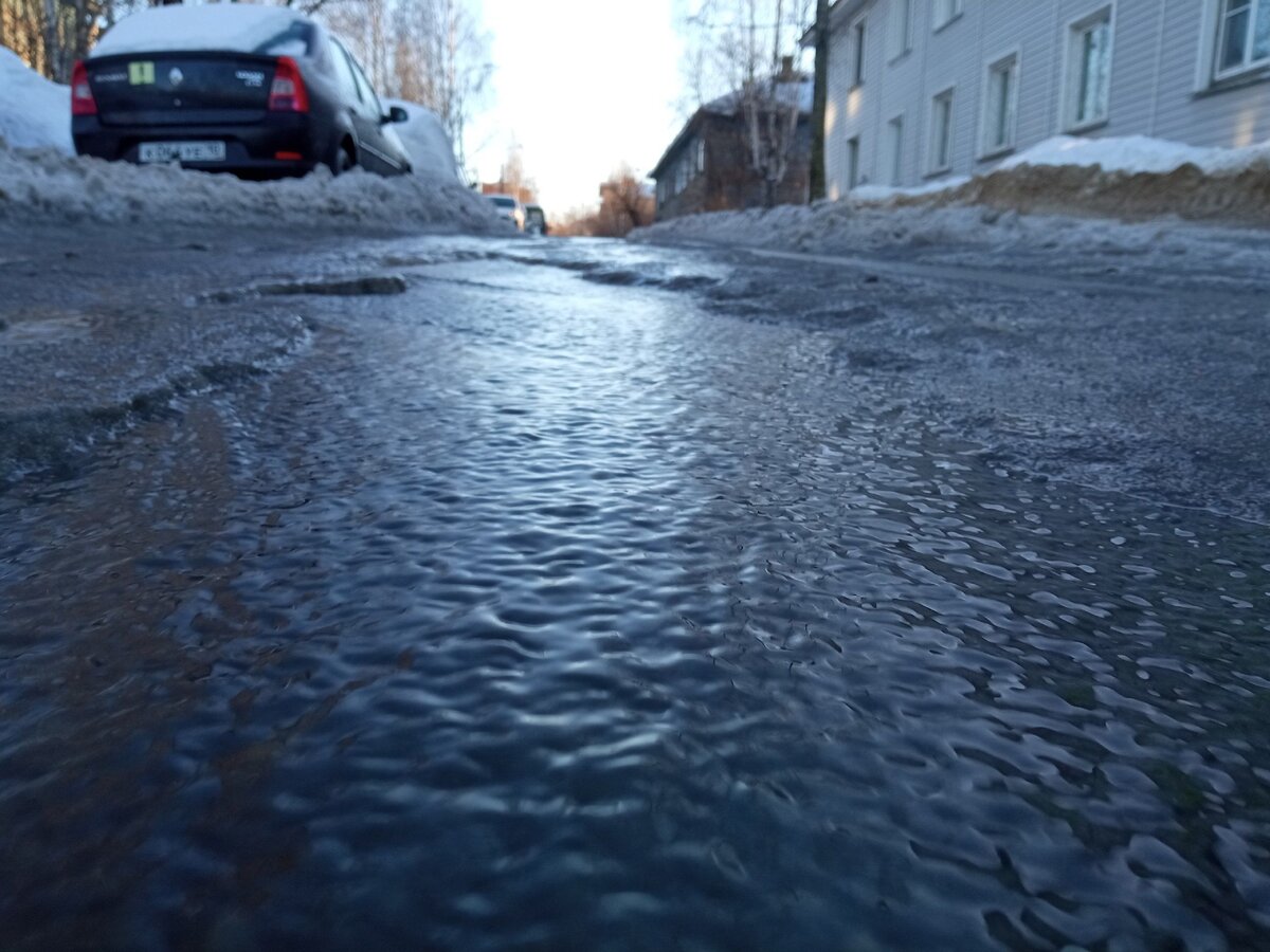 Ручьи весной. Половодье это определение. Река миссисипи притоки миссисипи. Разлилась речка быстрая варвара. Лед на речке стих.