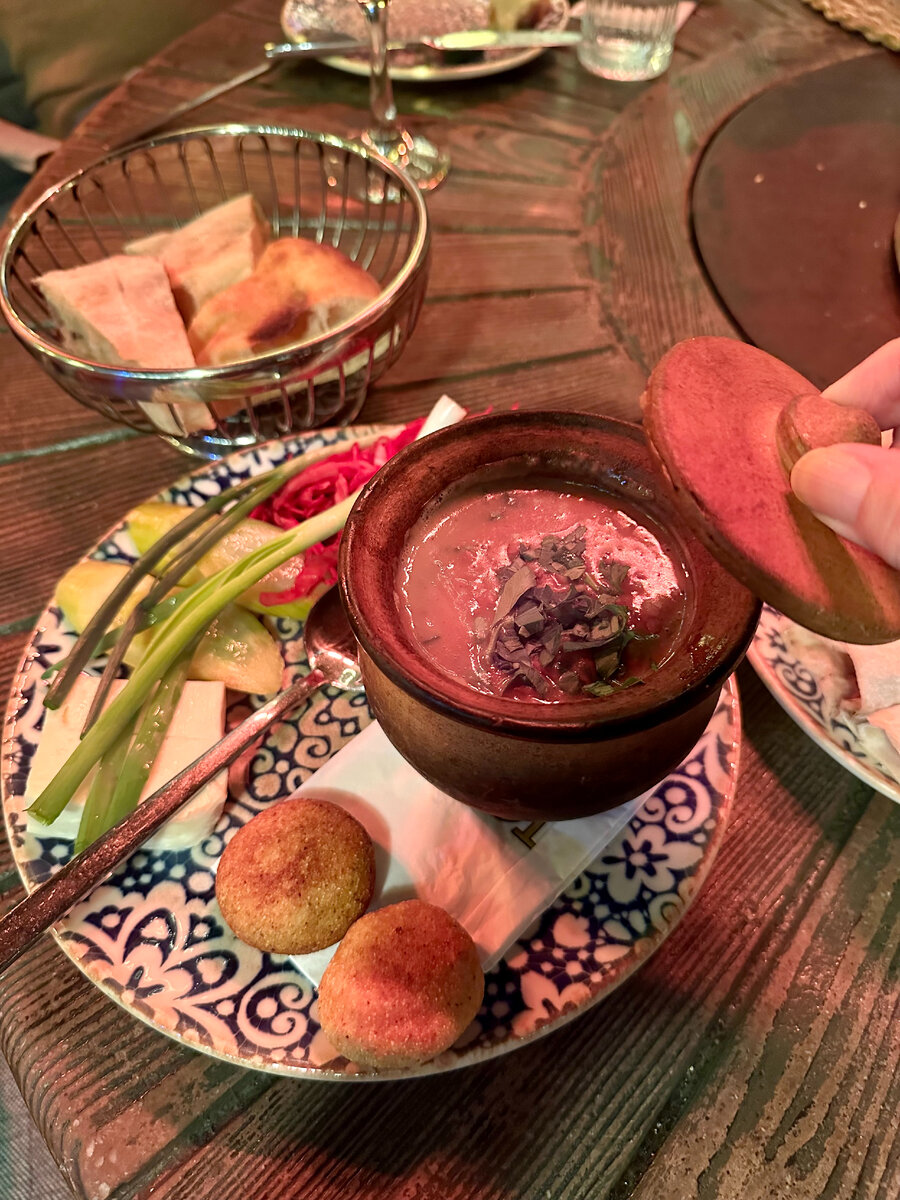 Печенье с корицей. Полезное и вкусное питание. Что именно вкусное. Пицца в домашних условиях. Европейские пирожные.